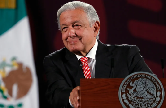 Dice López Obrador que presidenta de la SCJN puede manifestarse contra reforma judicial