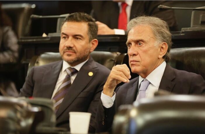 PAN expulsa a Yunes Márquez y Yunes Linares por votar a favor de reforma judicial