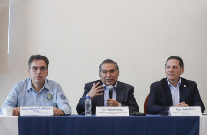 Denuncian sindicatos cabotaje y tercerización en sectores marítimo y aéreo