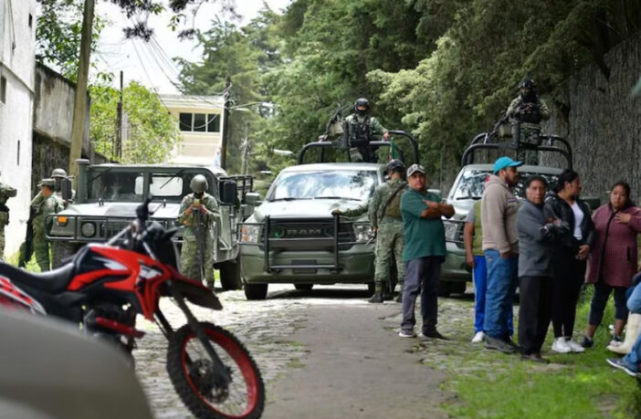 Secuestran y asesinan en Edomex a tres comerciantes de pollo