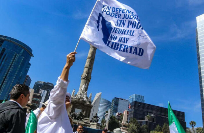 “México ha dejado de ser un Estado de derecho”, dice catedrático de universidad en España; critica reforma judicial