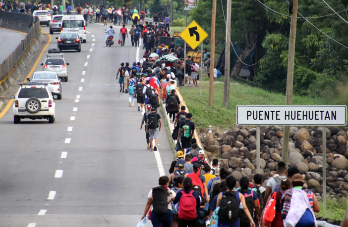 Caravana migrante sale de Tapachula pese a las declaraciones de Trump y Sheinbaum