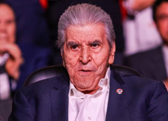 Carlos Aceves del Olmo deja liderazgo de la CTM